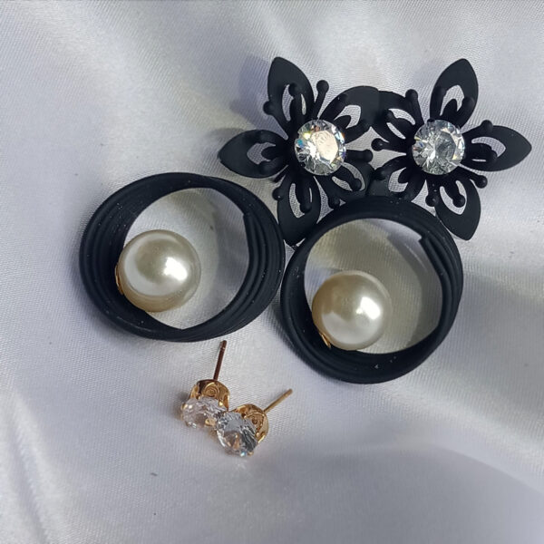 Noorvelle Earings