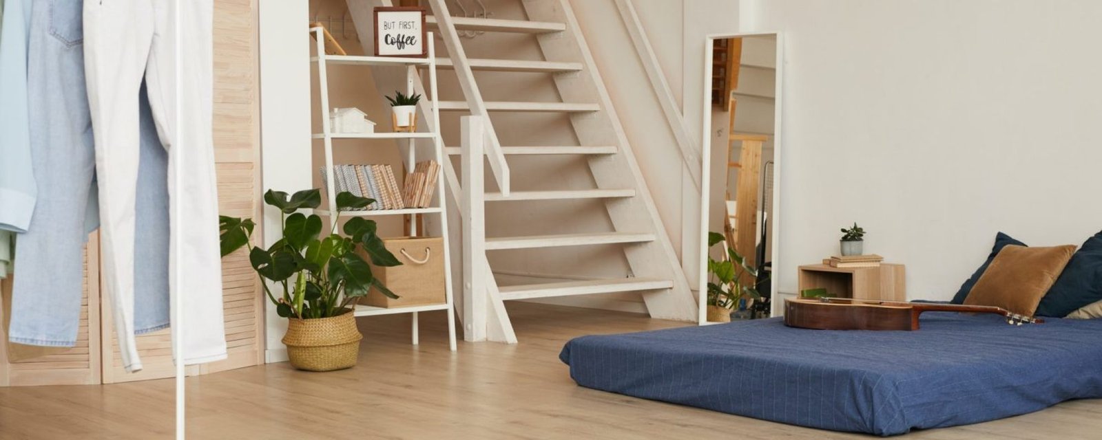 minimal-bedroom-interior-e1673416772510